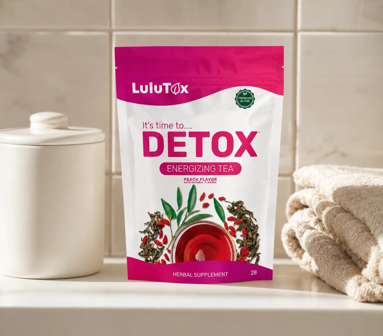 Lulutox Detox Tea HCTC — the package in everyday use