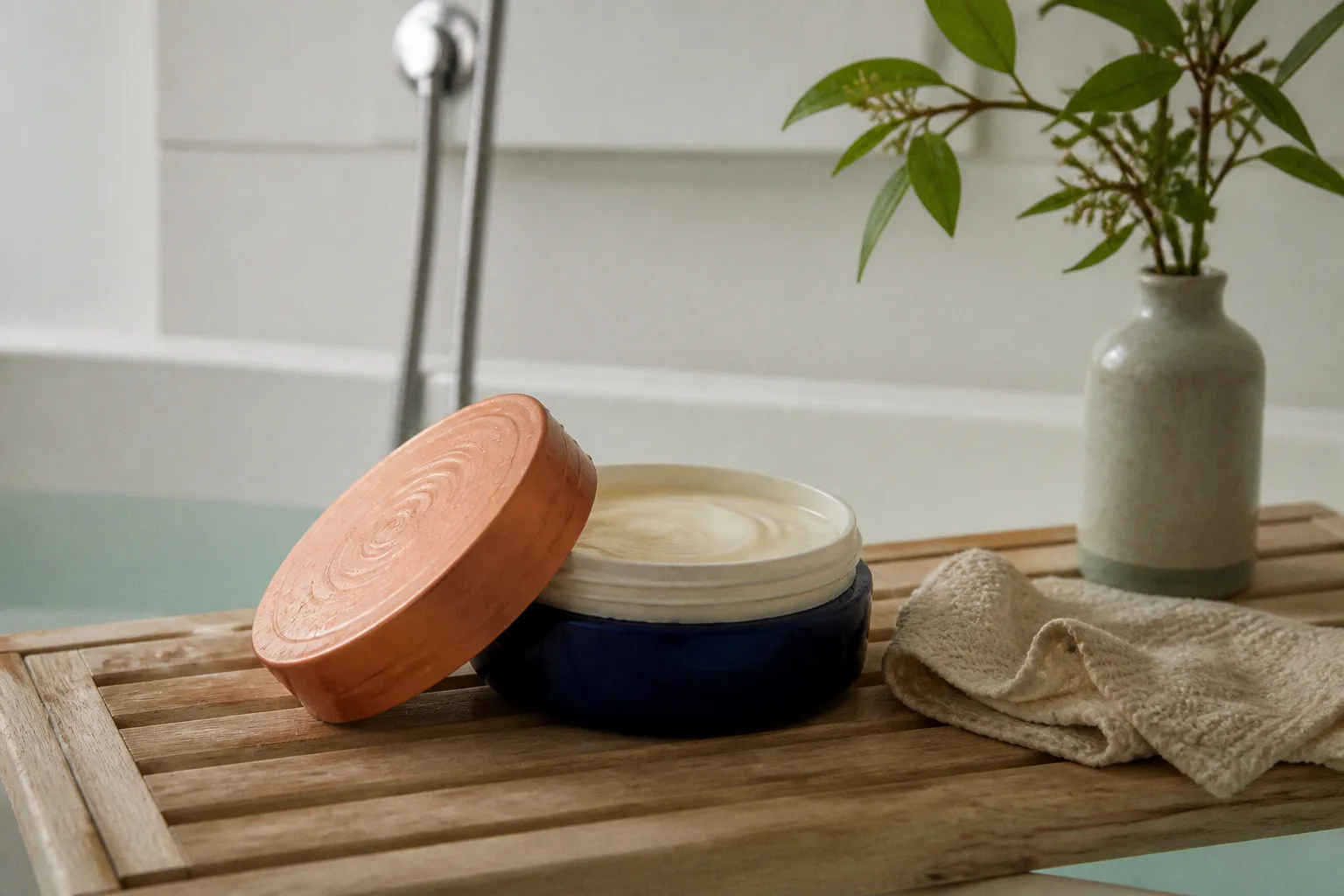 Testing the Augustinus Bader Rose Geranium Body Cream: Does It Really Smooth Cellulite?