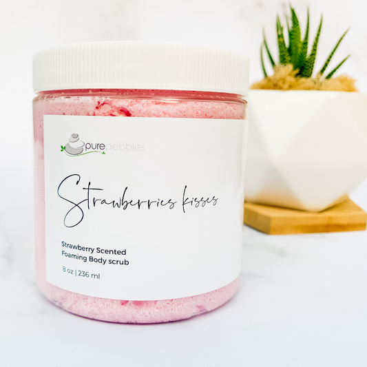 Strawberry kisses Foaming Body Scrub